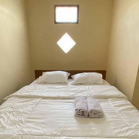 Palace Syariah Homestay Redpartner บันยูวังงี ภายนอก รูปภาพ